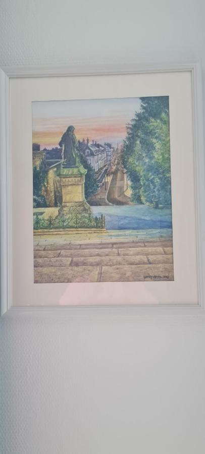 Studio 4 Personnes Aux Pieds Du Chateau De Blois Avec Experience De Dormir Sous Les Aurores Boreales Exterior photo