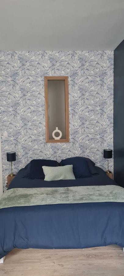 Studio 4 Personnes Aux Pieds Du Chateau De Blois Avec Experience De Dormir Sous Les Aurores Boreales Exterior photo